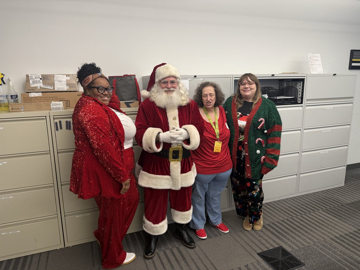 Lieutenant Mike Nguyen tweet media