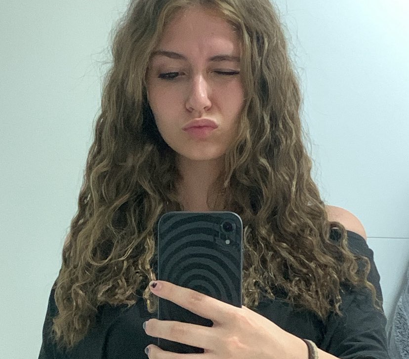 lora marvada 🫧 tweet media