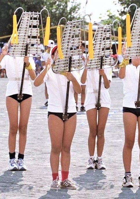 _devotees's tweet image. やっほー リフレッシュしたい。散歩してくる🚶。静かに過ごそ 📱 🍌