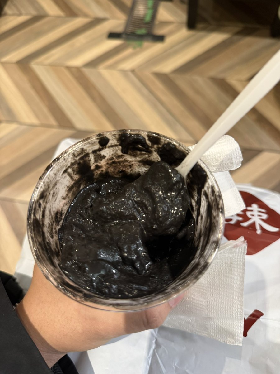 NANDecho's tweet image. 黑暗魔仙巴啦啦美味红酒椰香巧克力芭菲杯