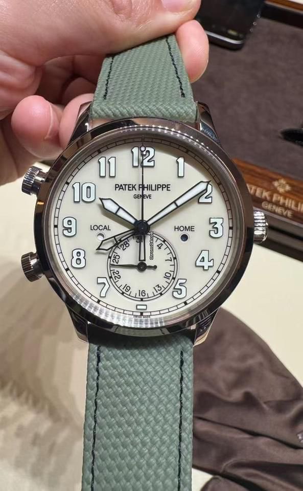 LuxuryWatchGuy1's tweet image. Santa if you’re reading this…two pieces I want for the personal collection 🎅