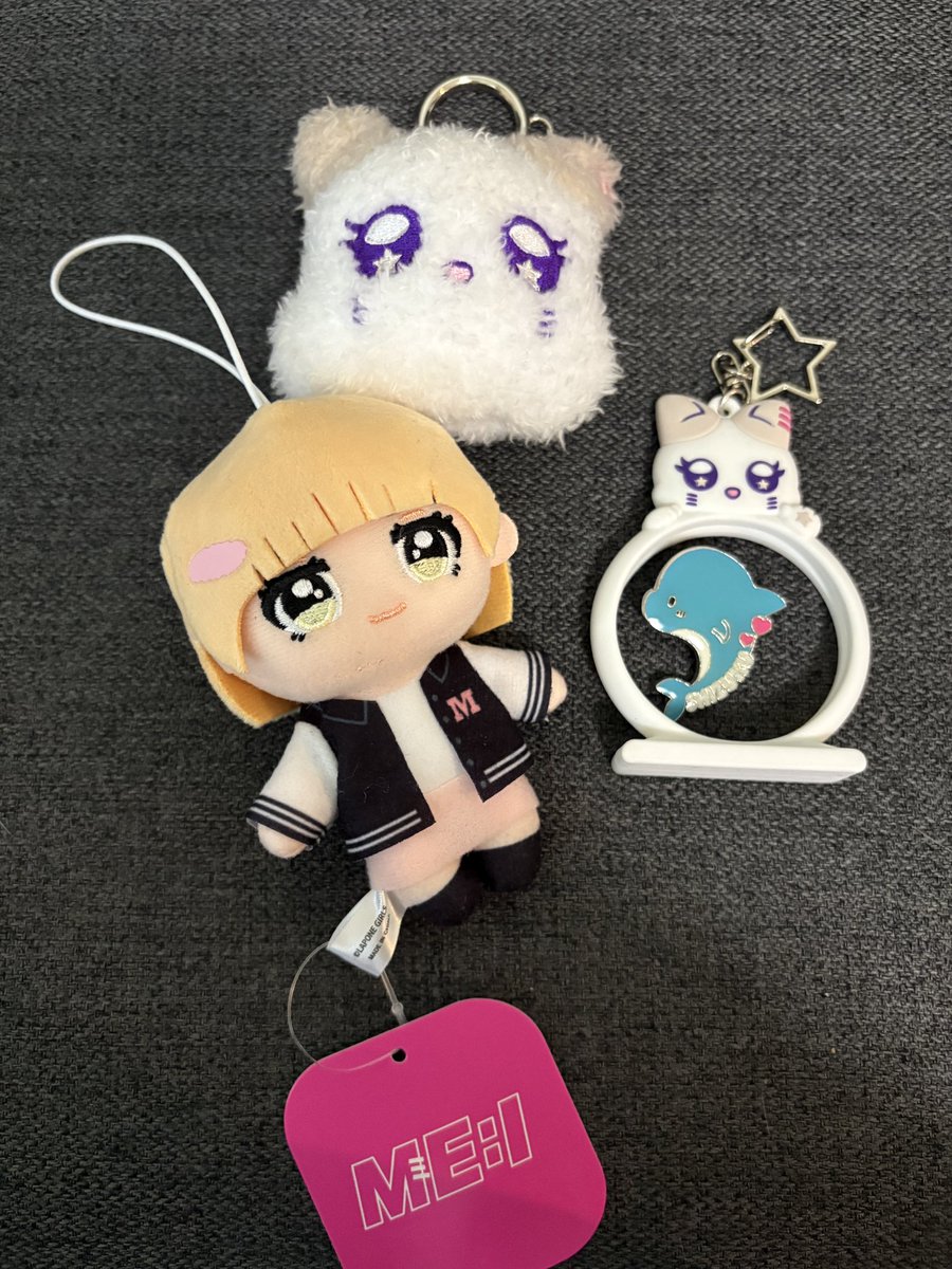 飯田栞月 ツキ おすわりミャイズぬいぐるみ トレカ 飯田栞月 TSUKI おすわりME:EYE's ぬいぐるみ トレカ付き おすわり