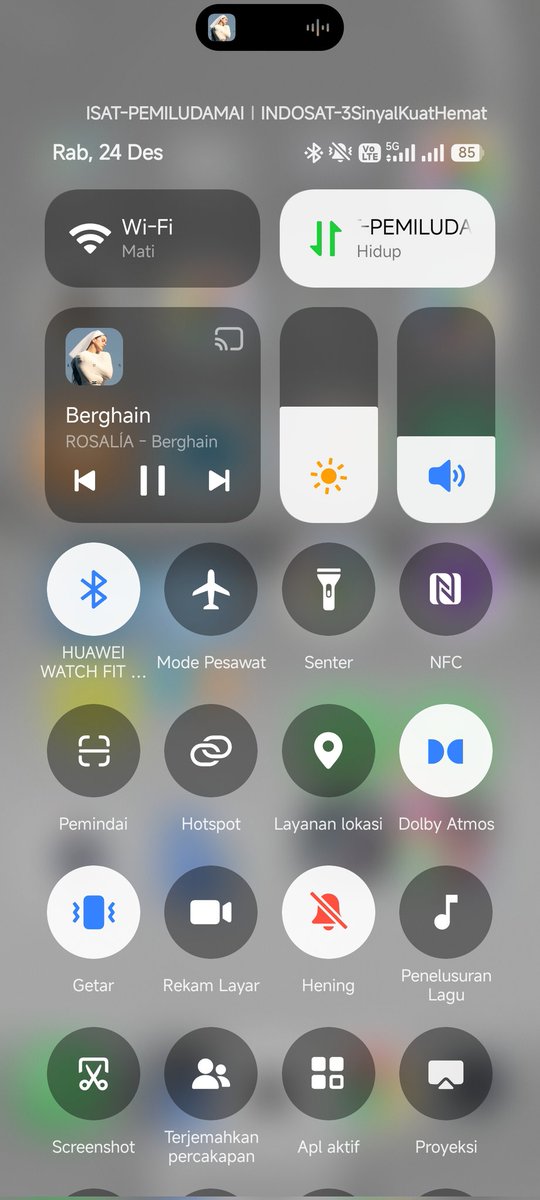 RFSGHRT's tweet photo. @tanyarlfes Asli wkwk Xiaomi yg ngebet bgt jadi IPHONE wkkw

Including: Redmi, Redmi Note, Xiaomi and Poco wkwkwk 

Gua pengguna Poco X7PRO semalem baru dpt update OS HYPERBUG a.k.a HyperOS 3 😂

Makin mirip IOS mana ada Hyper Island nya ala² Dynamic Island wkwkk https://t.co/eDjgmxElfc
