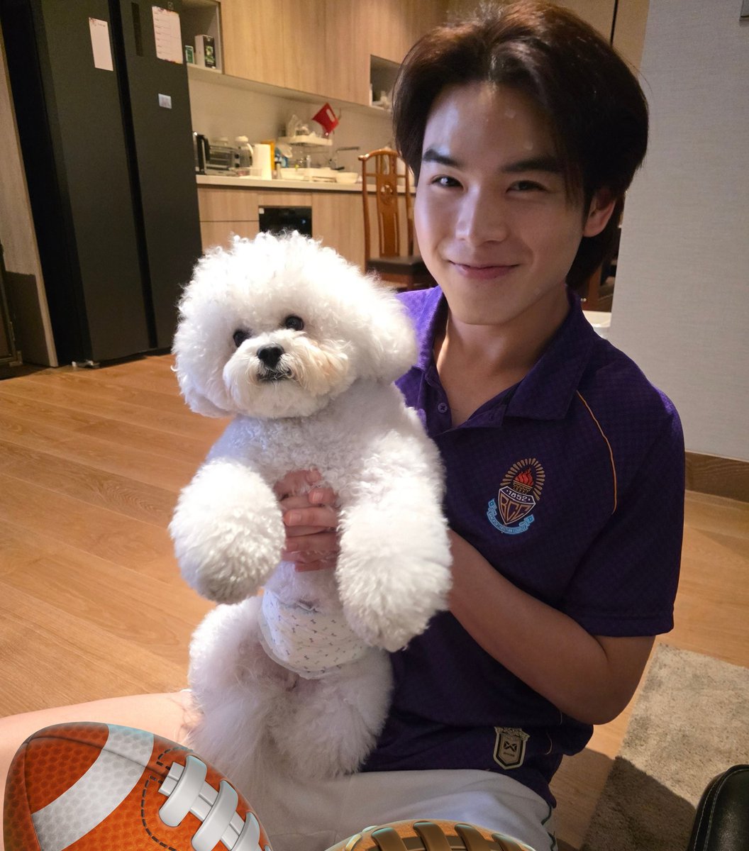 GalaxyMeenPing's tweet image. โลกสดใสด้วยรอยยิ้มเธอ ดวงใจของด้อม❤️

TIKTOK PING 1M400K

#SayCongratsToPING