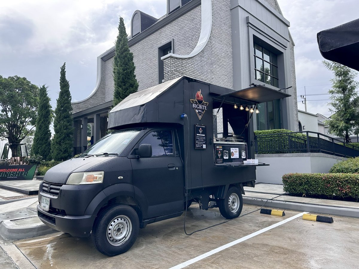 bigbitehouse's tweet image. ภาพงานบริการจัดเลี้ยงอาหาร ณ งาน Saran Hybrid Race ที่ โครงการ Saransiri Ratchapruek 346 
🚩 #Sansiri 
🙏🏼 #BigBiteCatering ขอบคุณที่ใช้บริการ 

📌 แพคเกจฟู้ดซัพพอร์ต เริ่มต้นเพียง ฿5,500
Line : lin.ee/AFpDLjvG

#foodtruckthailand #foodsupportthailand #saransiri 
#สราญสิริ