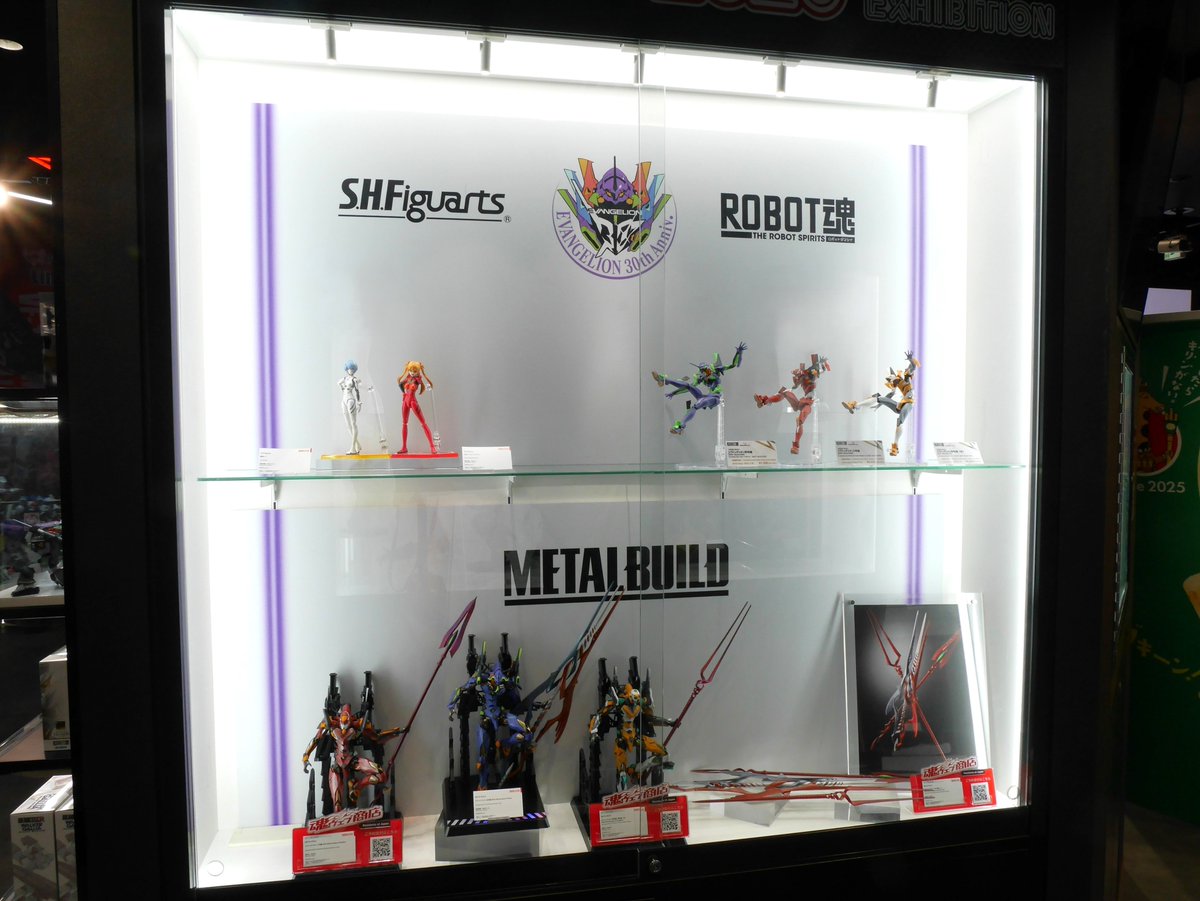 tamashii_tnt's tweet photo. ◤TAMASHII NATION 2025 
　　AFTER EXHIBITION　◢
#魂ストア で開催中！

『#エヴァンゲリオン』シリーズコーナー展開中！

シリーズ30周年を記念した「#METALBUILD」が勢ぞろい👀
S.H.Figuartsからは「綾波レイ」に加え、間もなく12��27日発売の「式波・アスカ・ラングレー」も展示中✨

▼各商品の詳細はこちら
https://t.co/pq83tMIb7E
▼イベント詳細はこちら✅
https://t.co/OTkMyau9Fd

#t_n2025 #t_shf