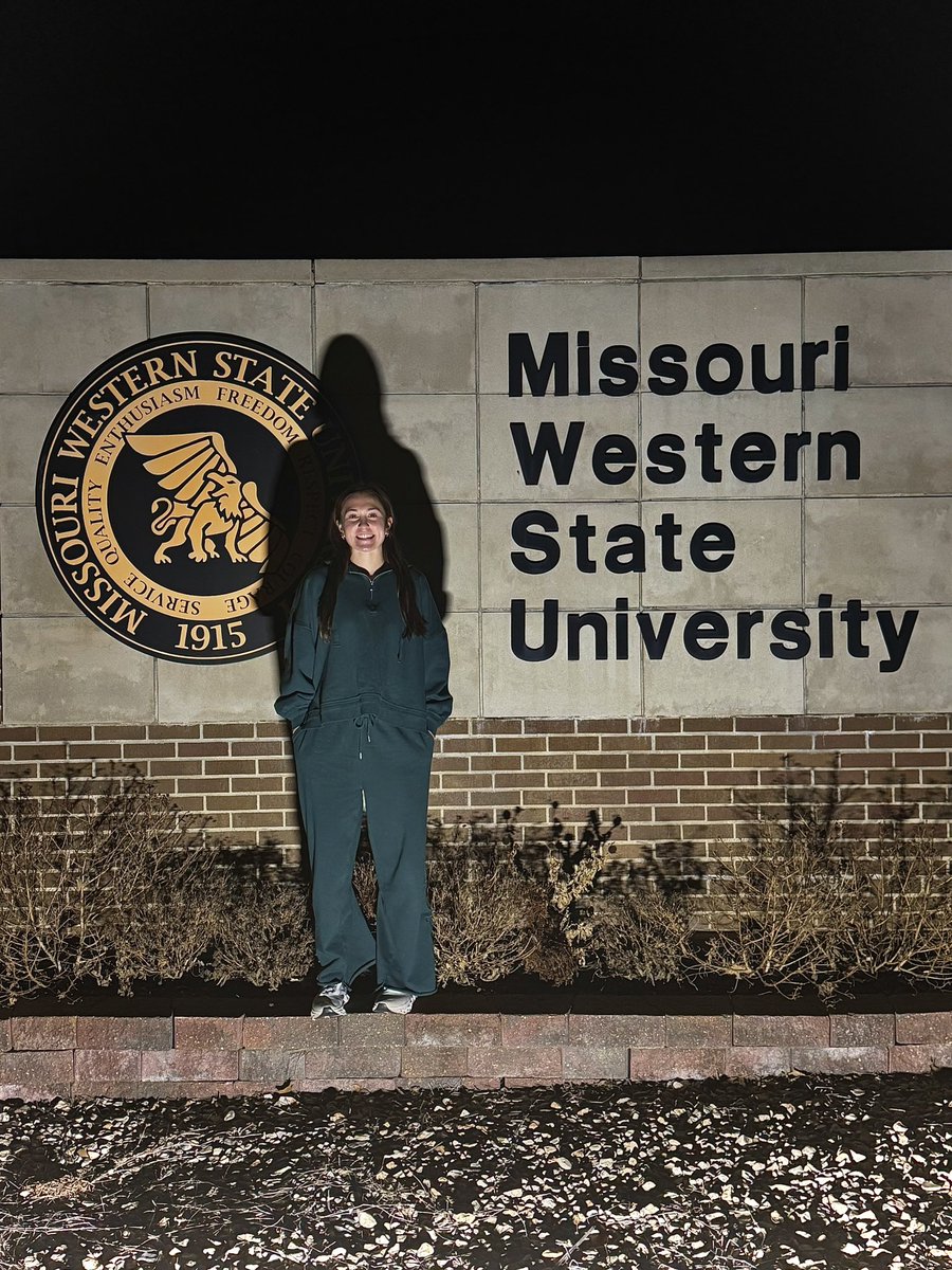 Every trip to St. Joseph, MO means stopping by Missouri Western State University—my parents’ alma mater. Wandering the campus and hearing the stories makes it even better.