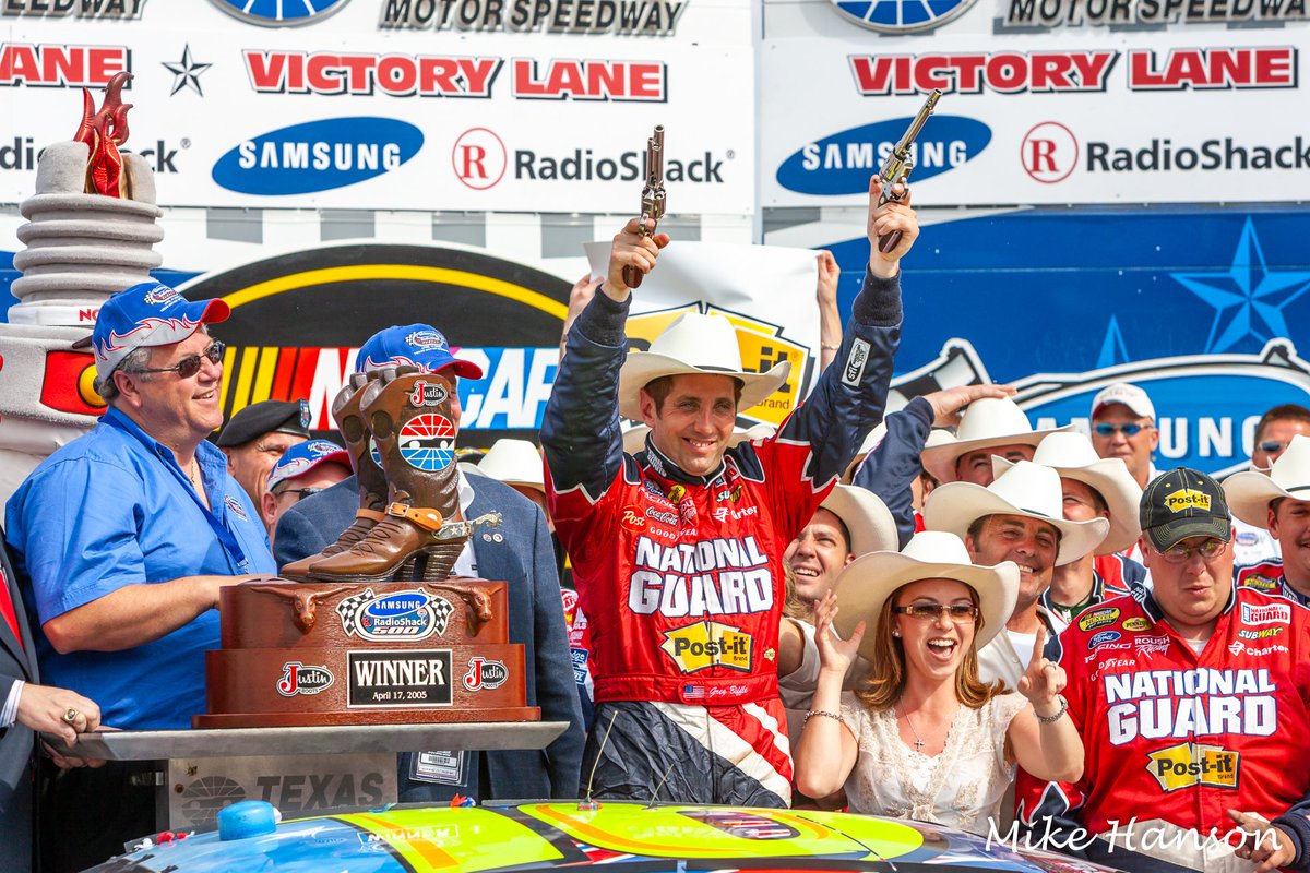 Mike Hanson tweet media