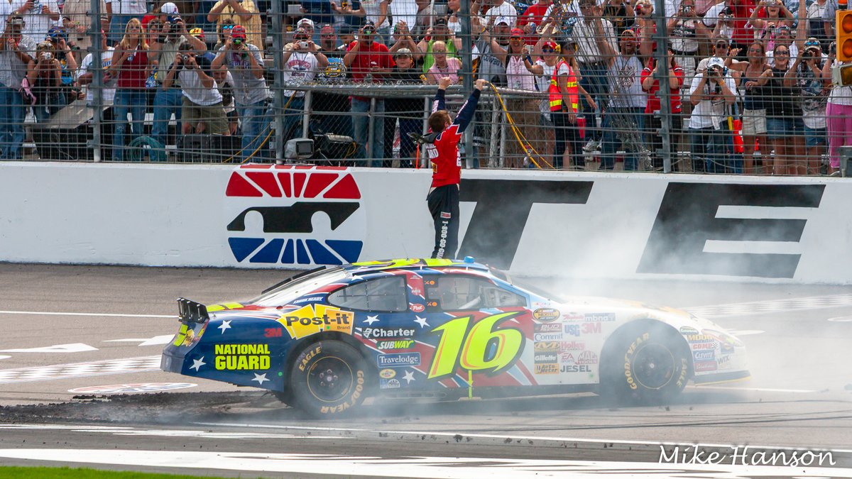 Mike Hanson tweet media