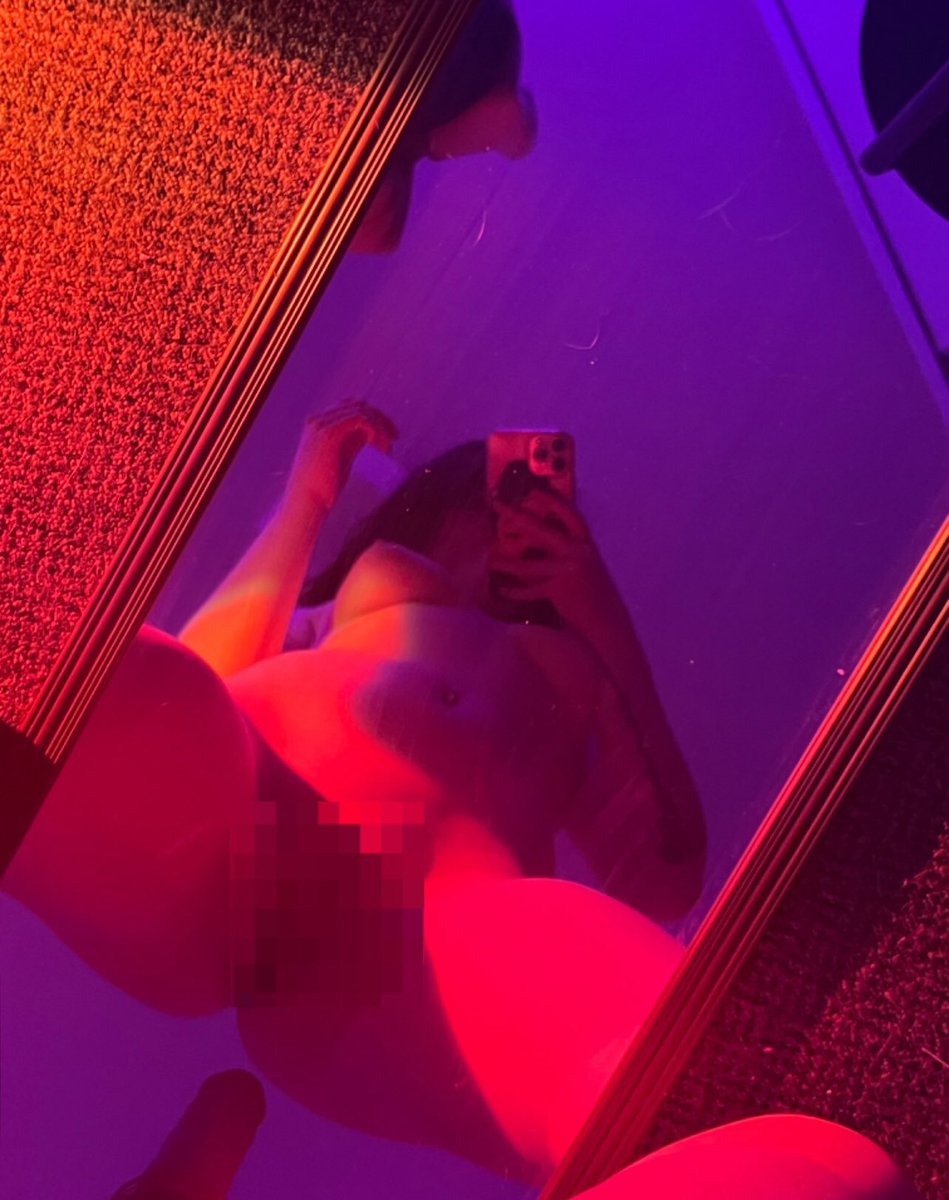 Cum watch this pussy get destroyed while listening to my pretty moan 😈❤️😩 50% OFF ➡️ onlyfans.com/urfavvcandyxx