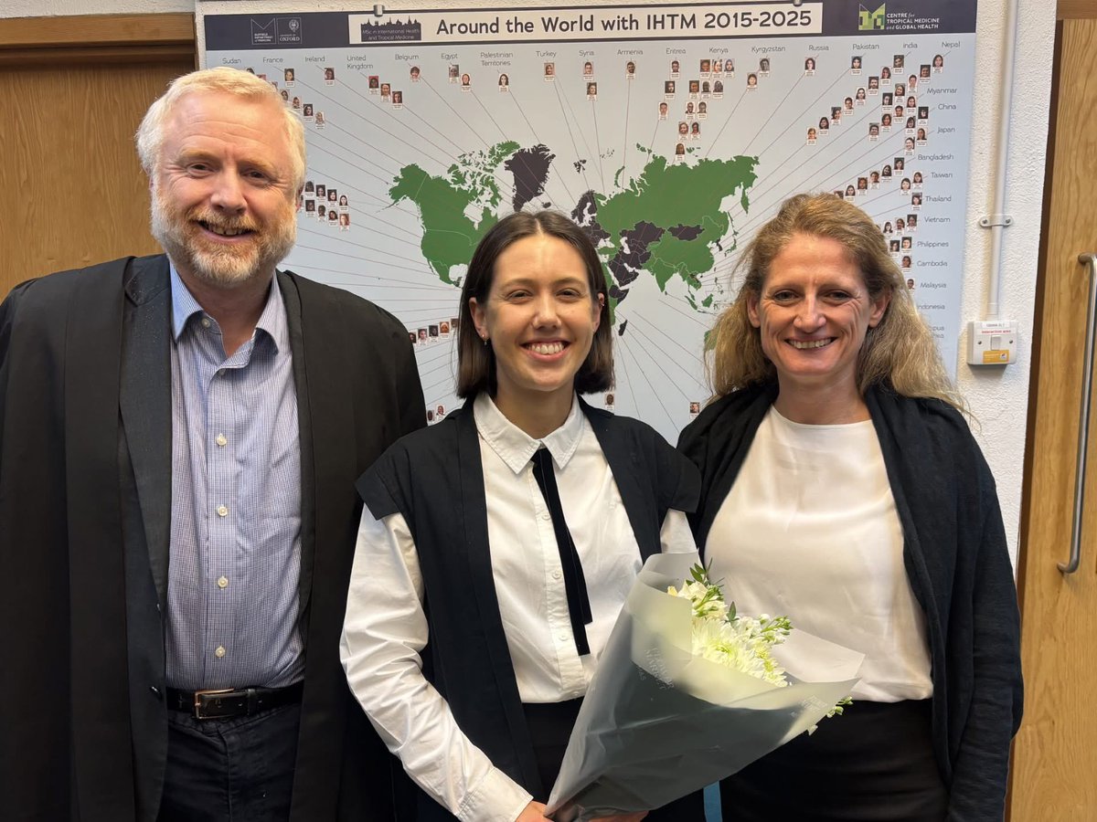 drleighannjones's tweet image. Congratulations to @IsabelNeale on her successful DPhil defence @UniofOxford. Isabel’s project focused on T cell reactions to #COVID #vaccines and innovative assays for their measurement. Well done to isobel and her supervisors!