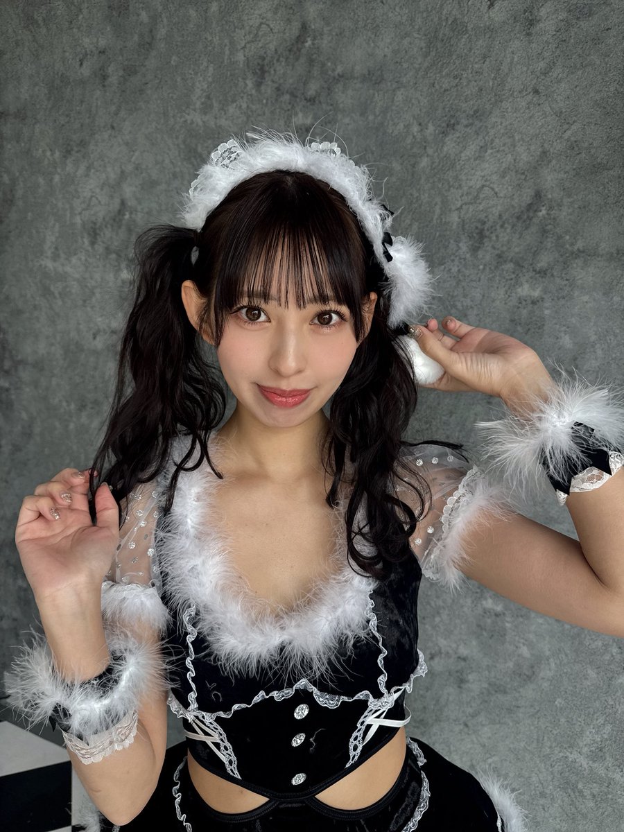 YunaOkiguchiBox's tweet photo. クリスマスイヴ
誰と過ごすの？？ https://t.co/bunyJVwij3