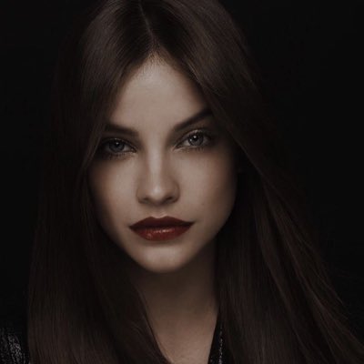 ℳ𝒾𝓈𝓈 𝒞𝓁𝒶𝓇𝒶 𝒮𝒶𝓁𝓋𝒶𝓉ℴ𝓇ℯ tweet media