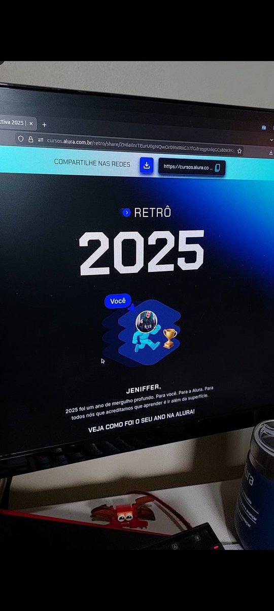 { jeni } 👩🏽💻 agora eu apanho do java tweet media