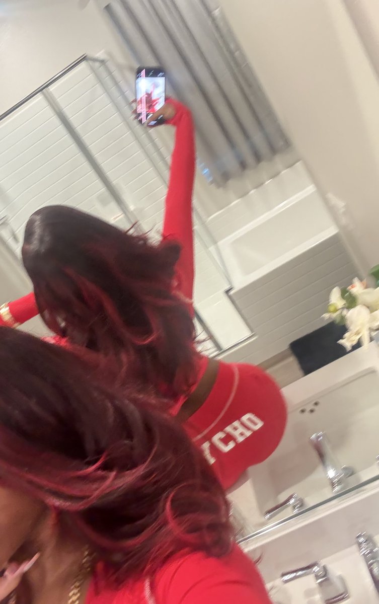 MsSexclexc's tweet photo. 🍒 .. https://t.co/TZgr8ce1TS