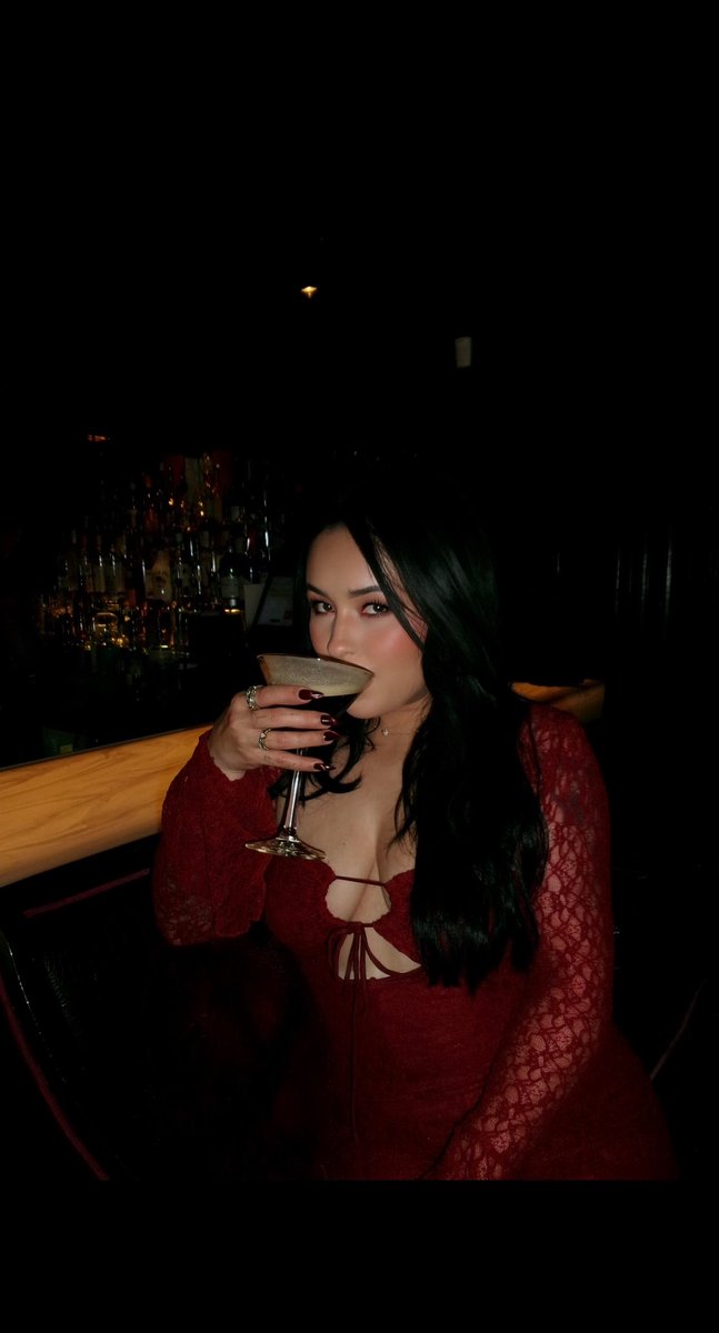 enymsaj_h's tweet image. 🍫🍸