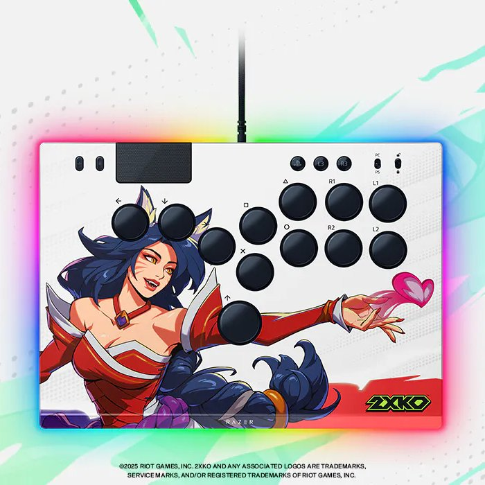 ぺこ RAZER STORE】 Razer × 2XKOコラボ予約受付中🦊🔥 1月16日(金)発売予定