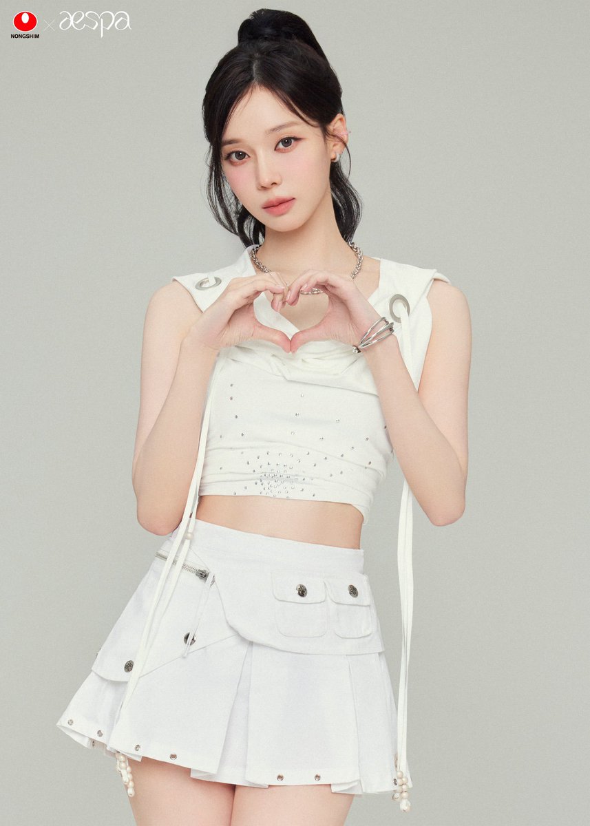 yecatto's tweet image. help rt, thank you!

halo aku ada layout ready stock Winter, Eina, dan Leeseo jadi 5k aja khusus hari ini! free re-text yaw. 😋
#zonaba #zonauang