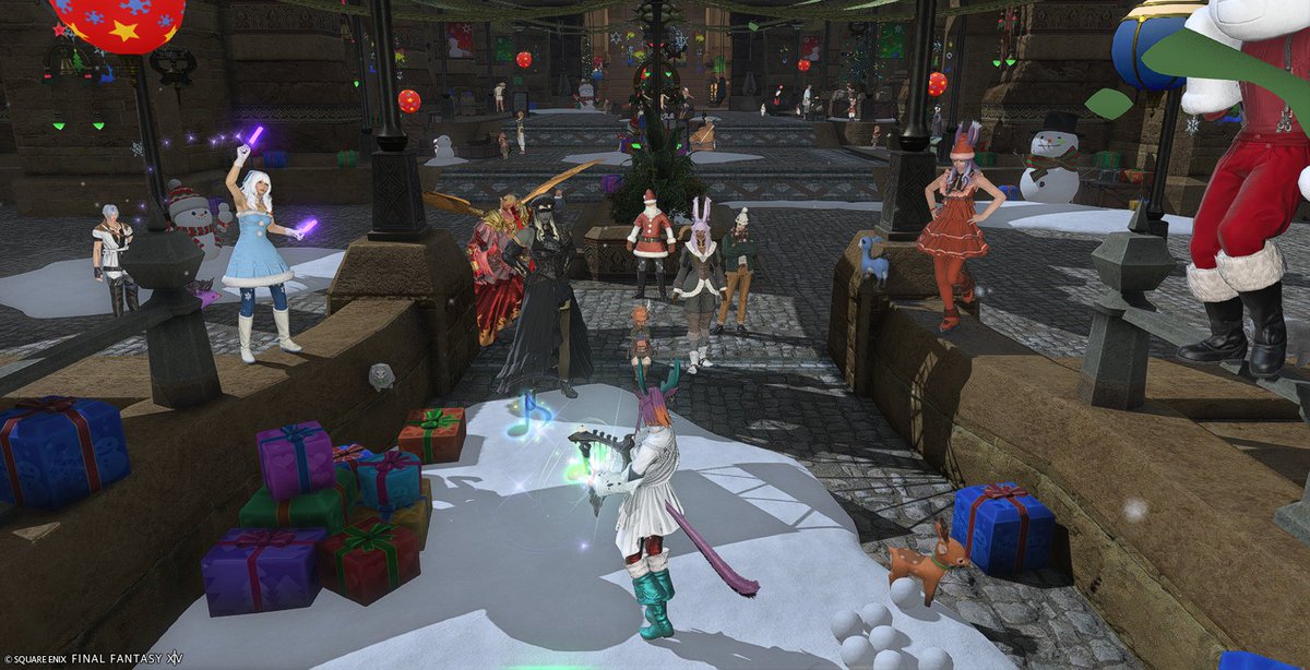 SrinityFF's tweet image. Kibbles did an impromptu holiday music concert for the FC in Ul'dah tonight. 🎄 A few stragglers stopped to listen for a bit and that made me smile. 😺
#FFXIV #friends