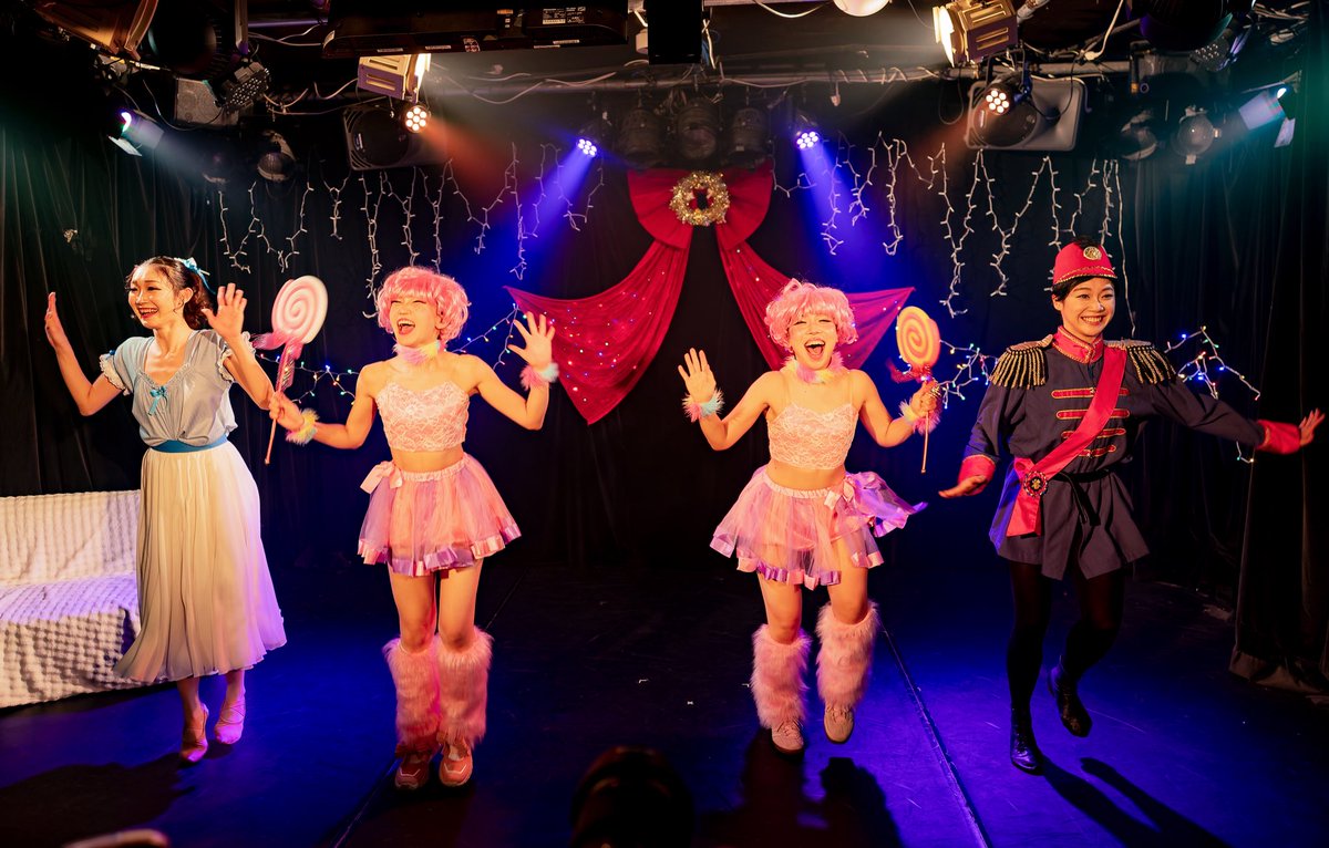 nagiko_iskw's tweet photo. くるみ割り人形
全7公演、無事に終了しました！
ご来場ありがとうございました💐💗

この物語とこのメンバーに出会えたことが私にとって最高のクリスマスプレゼントです！！

また皆さんにお会いできる日まで
精進してまいります。

しばらくロスしそう、、、

#くるみストーリー https://t.co/Q7mRmFtduH