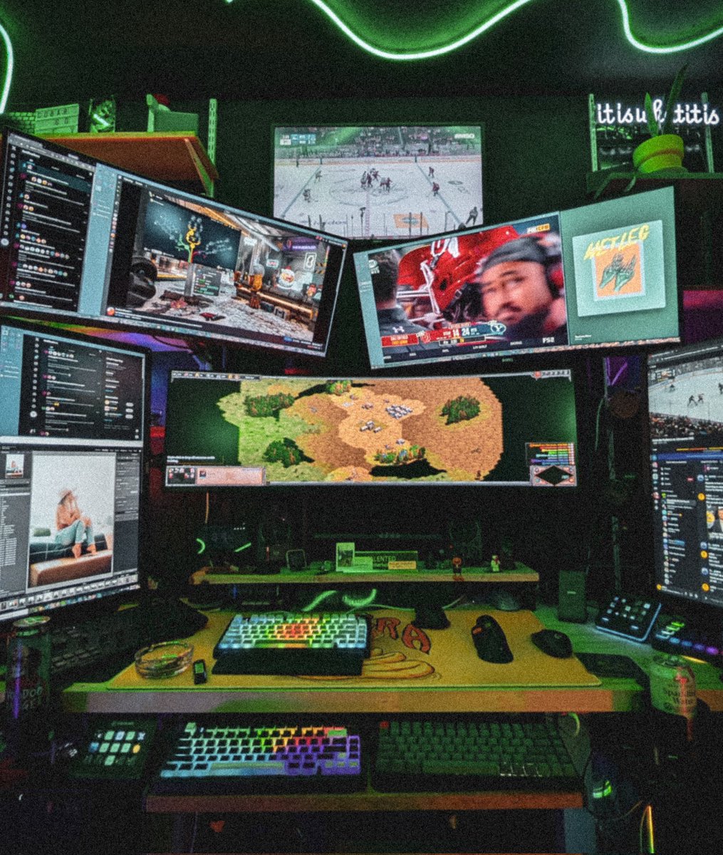 visualsbytheoz's tweet photo. #nerdnights https://t.co/wo4c9W8odG