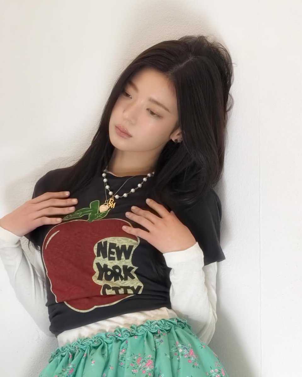 LIA via Instagram. (1) (@.lia_loves___) 🎵 Jeremy Zucker, Chelsea