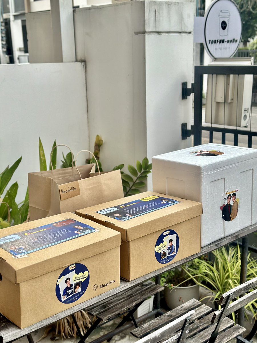 Torfuncatering's tweet image. 20/12/2025
Thank you lovely Inter fans 
for ordering #foodsupport for BarcodeKin🥰. 
Event of #GMMTVStarlympics2025
Have a nice day &amp;amp; enjoy your meal 

#barcodekin #barcordetin
#KinThanachai

For Food Support Needed
Please check a link below 👇🏻 👇🏻

lin.ee/CwfK5fg