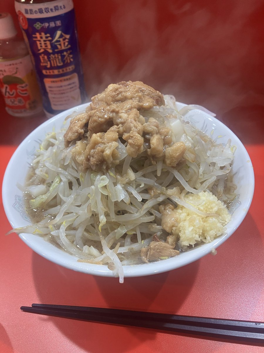 hb2000taka's tweet photo. 大曽根二郎美味し
豚ニンニクヤサイアブラ https://t.co/QIyjWU92jN