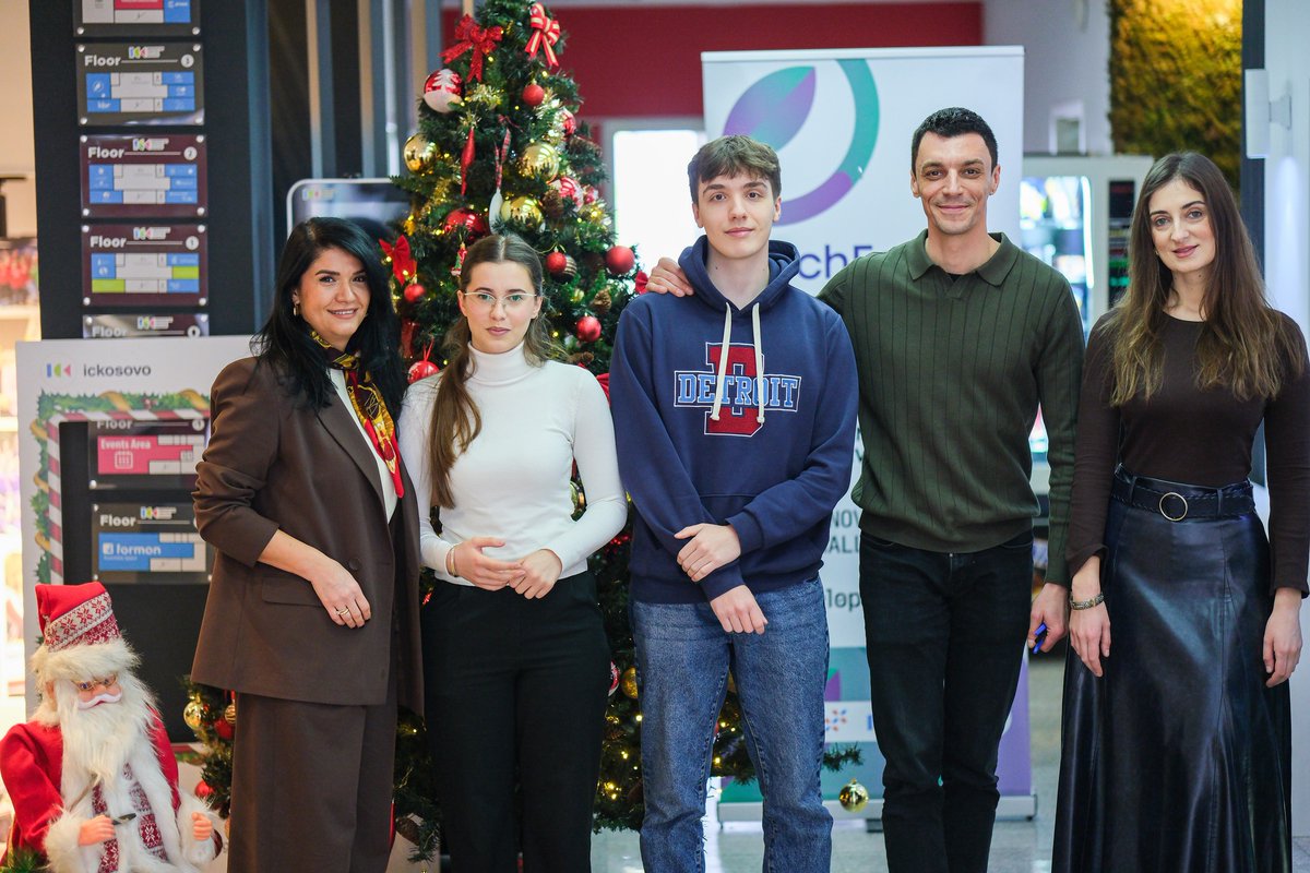 ICKosovo's tweet image. Po e fillojmë ditën me dy vende të reja të punës për studentët dhe bursistët tanë. Nga Janari 2026, Anjesa dhe Egioni do të angazhohen në kompaninë DEX, pas përfundimit të Akademisë "Front-End". 

Suksese dhe ju priftë e mbara!
#LuxAid #LuxDev @LuxDev_HQ