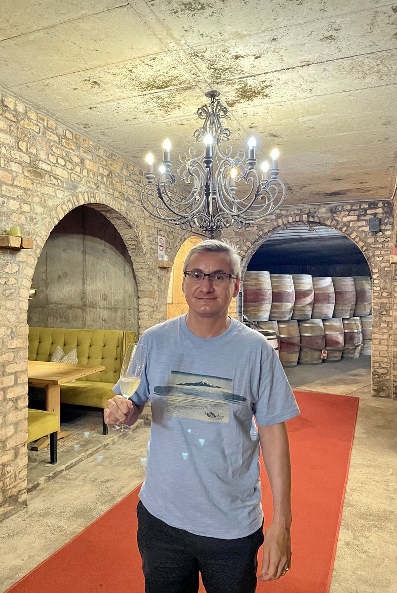 Dr David J Hunter tweet media