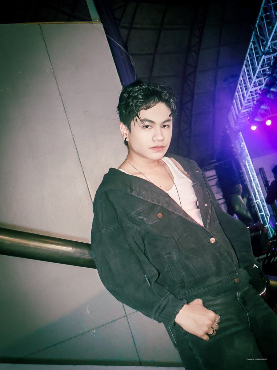 cloud7_ph's tweet image. [#PhotoSeries / #C7_JOHANN] [122325]

Nothing extra. Everything felt.

#CLOUD7_ph