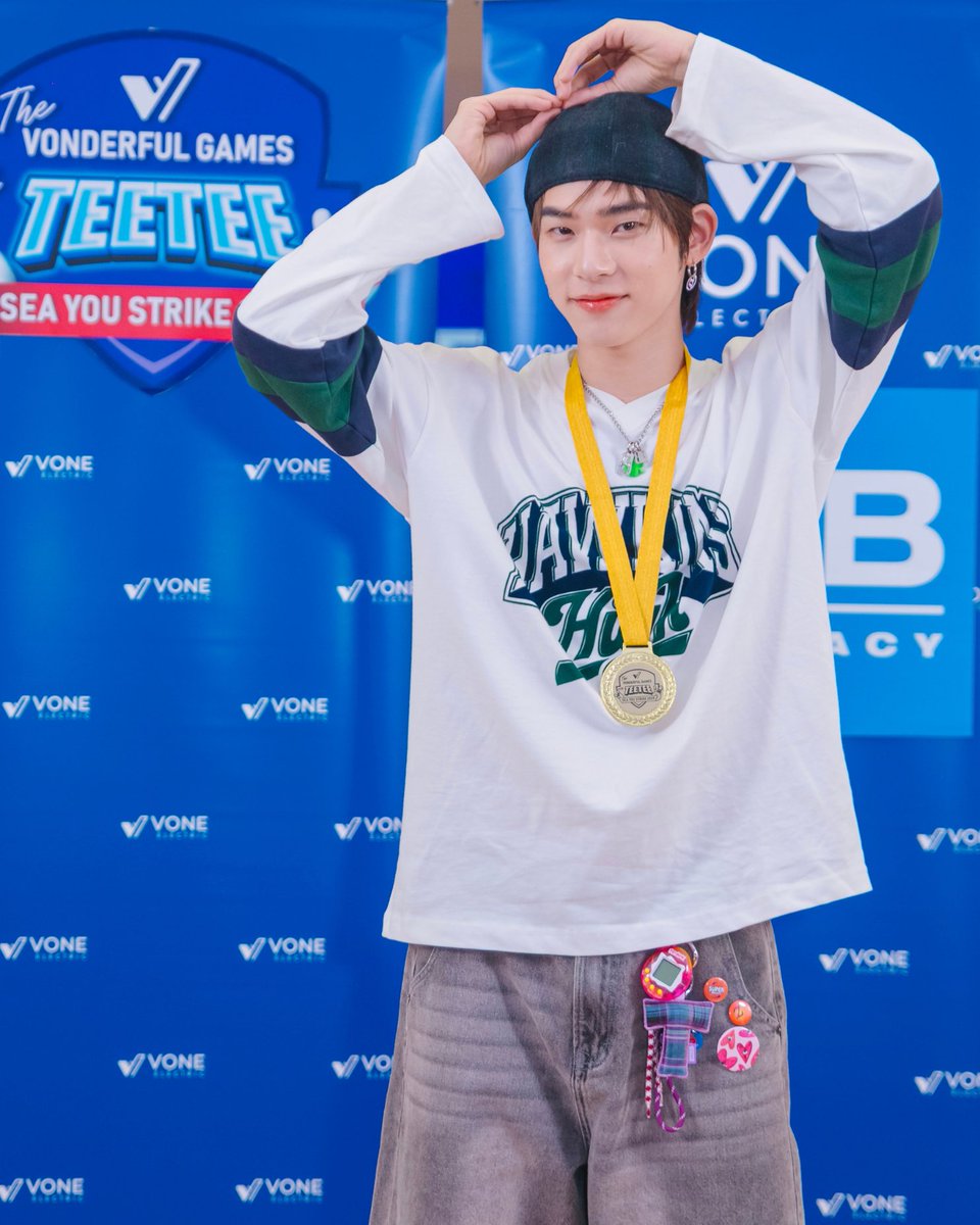 VONEElectric's tweet photo. 🐶🏅
#VONExTEETEE #VONEDERFUL #VONEElectric #SEAyouSTRIKE2025 #TeeTee #twnpich https://t.co/P9jq820Aos