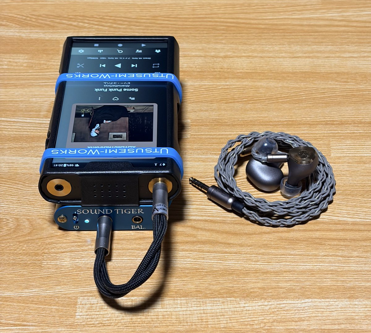 はんてん@うつせみワークス (@chiacchiere_) / Posts / X