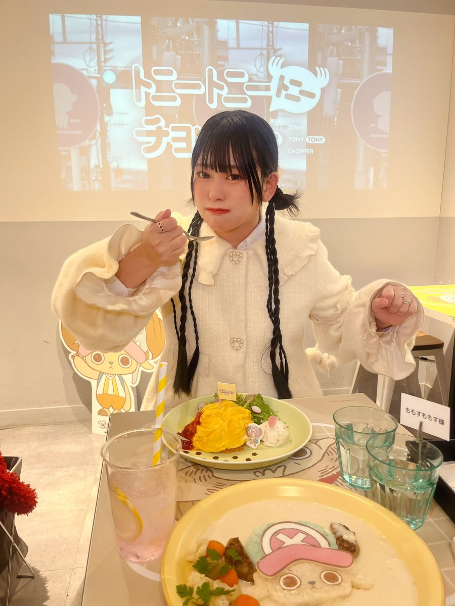 ぜひ本日からオープンしたコラボカフェにも行ってみてくださり。誠に