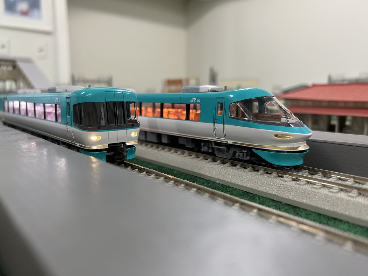 こんにちは！ 本日は、283系 オーシャンアロー 6両Aセットをご紹介