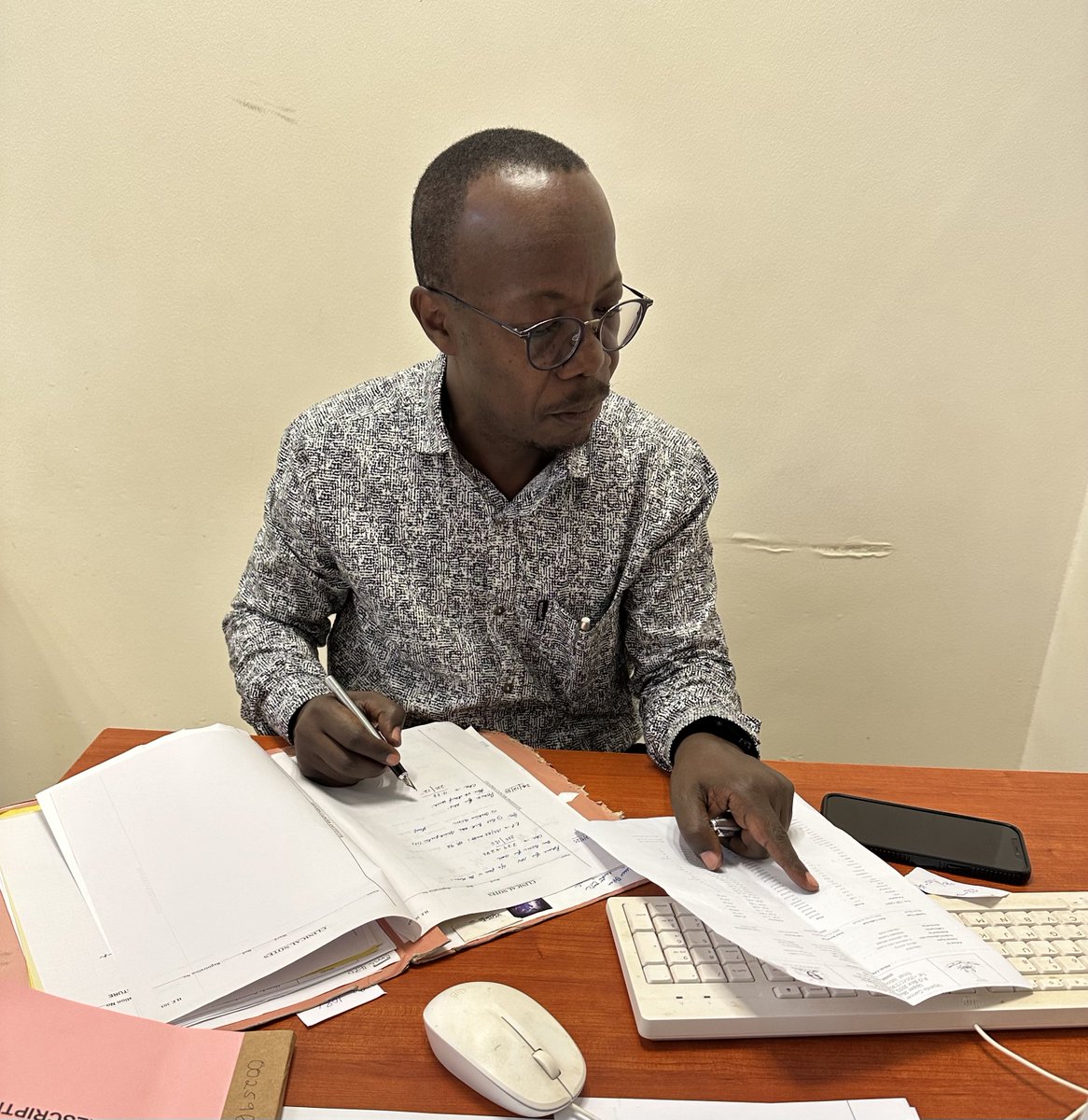 Dr. H. Ddungu tweet media