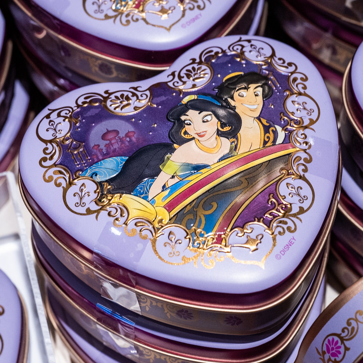 魔法のランプやバラデザイン！ 東京ディズニーリゾート 新作 『美女と