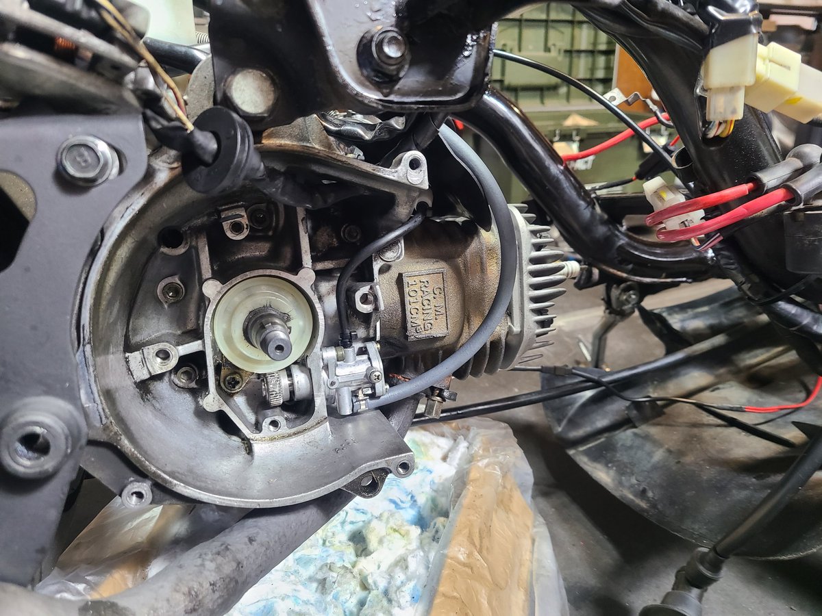 グランドアクシス