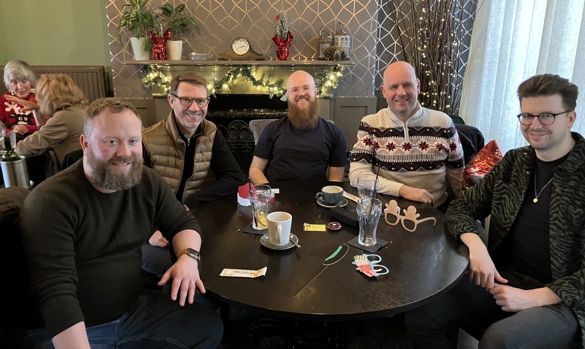 HumbersideSport's tweet image. 🎄 SEASONS GREETINGS

Wishing you a Merry Christmas &amp;amp; Happy New Year from all of us on the @RadioHumberside sports team.

Thanks for making us a big part of following your team.

See you on Boxing Day! ⚽️📻🎙️

#TopTeam #MerryChristmas2025 

(L-R: James, Matt, Leo, Mike &amp;amp; Ollie)