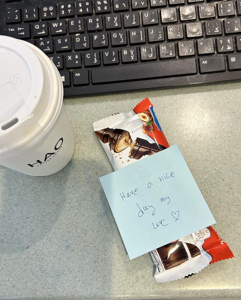 rn.𝔹𝕀ℝ𝔻 tweet media