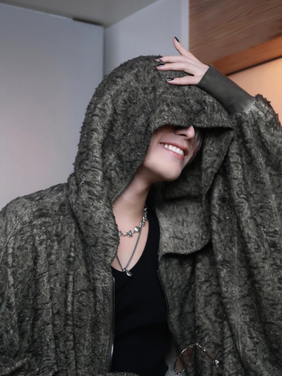 悠太くんのインスタ🍒② 251224 ROCK AND READ 122 offshot