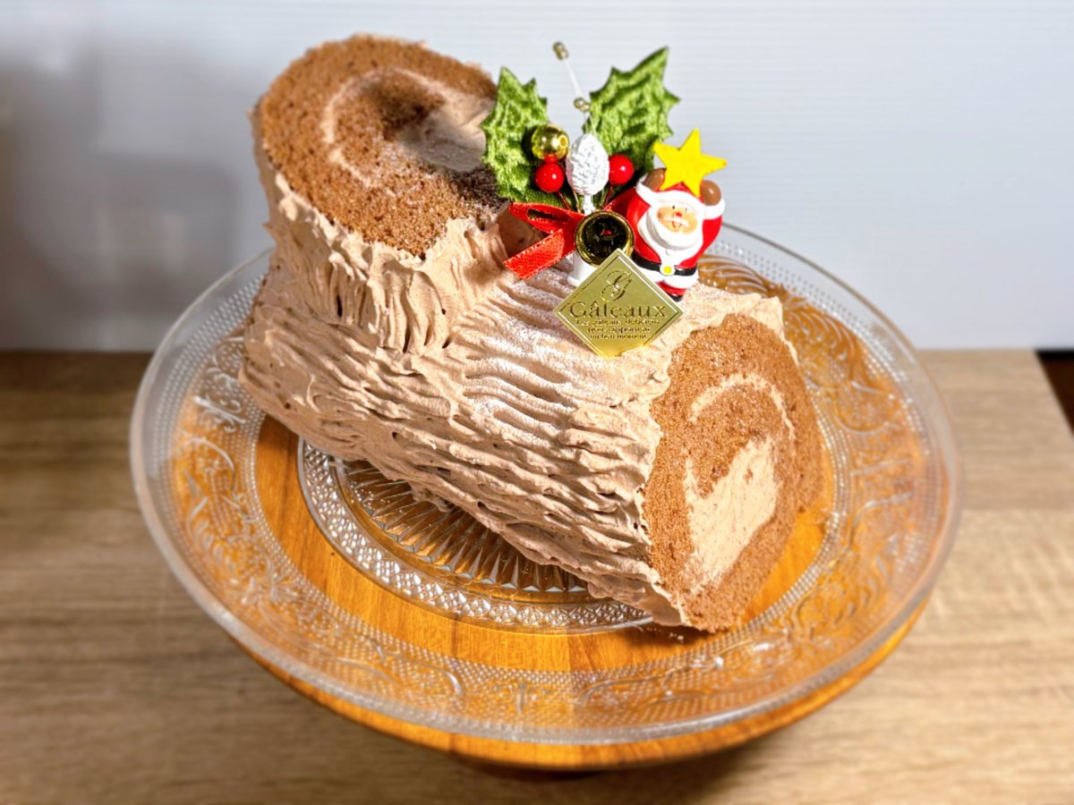 Calpisp's tweet image. 毎年恒例ブッシュドノエル🎄

✧*｡🎄𝐌𝐞𝐫𝐫𝐲𝐂𝐡𝐫𝐢𝐬𝐭𝐦𝐚𝐬🎄✧*｡