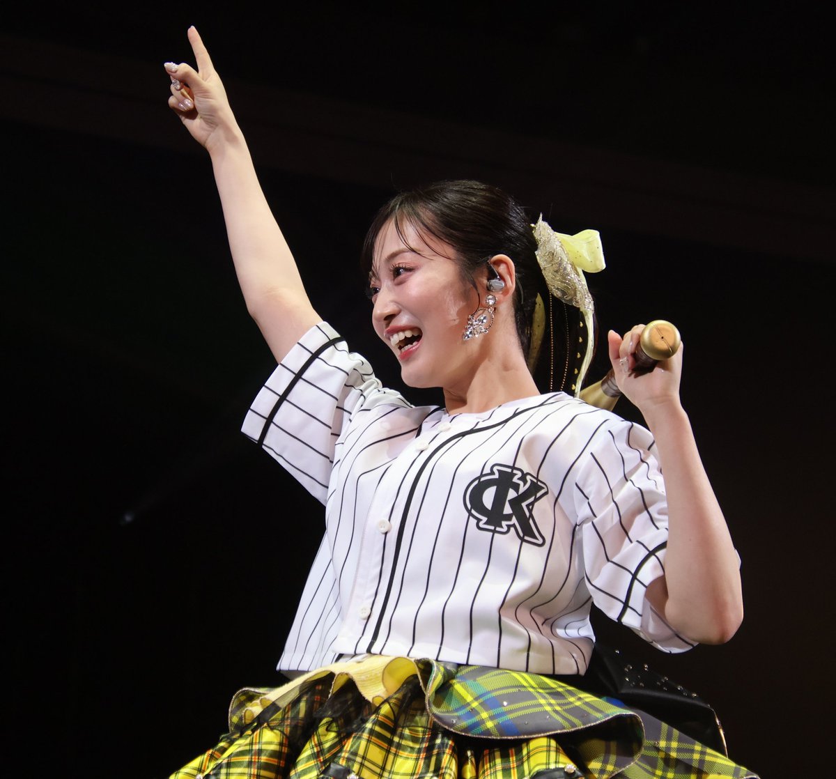 thnmbzaka's tweet photo. ホームラン！(笑)
#川上千尋 
#川上千尋卒業コンサート 
#NMB48_カメコ https://t.co/5EdKJEEQaa