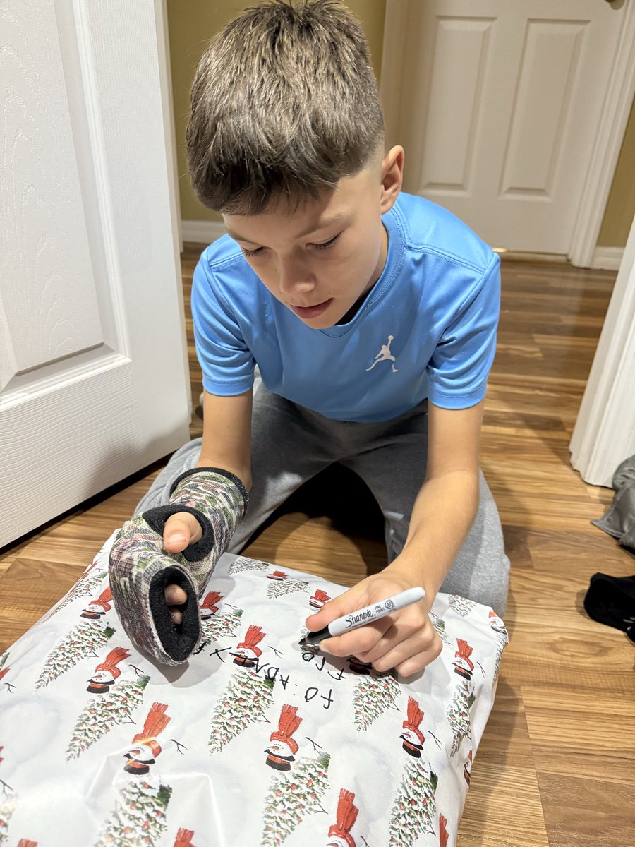 Stephanie Cuddy tweet media