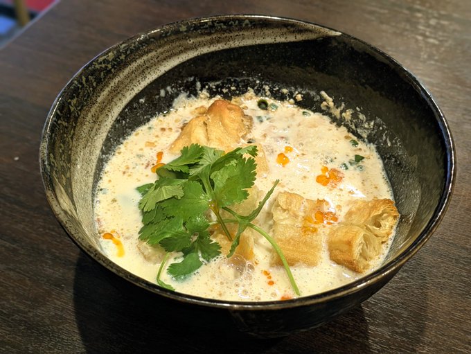 今日の浅草ランチは「豆花大王」さんの鹹豆漿。
今晩は飲み会なのでお腹を整えます。
#今日の浅草ランチ 