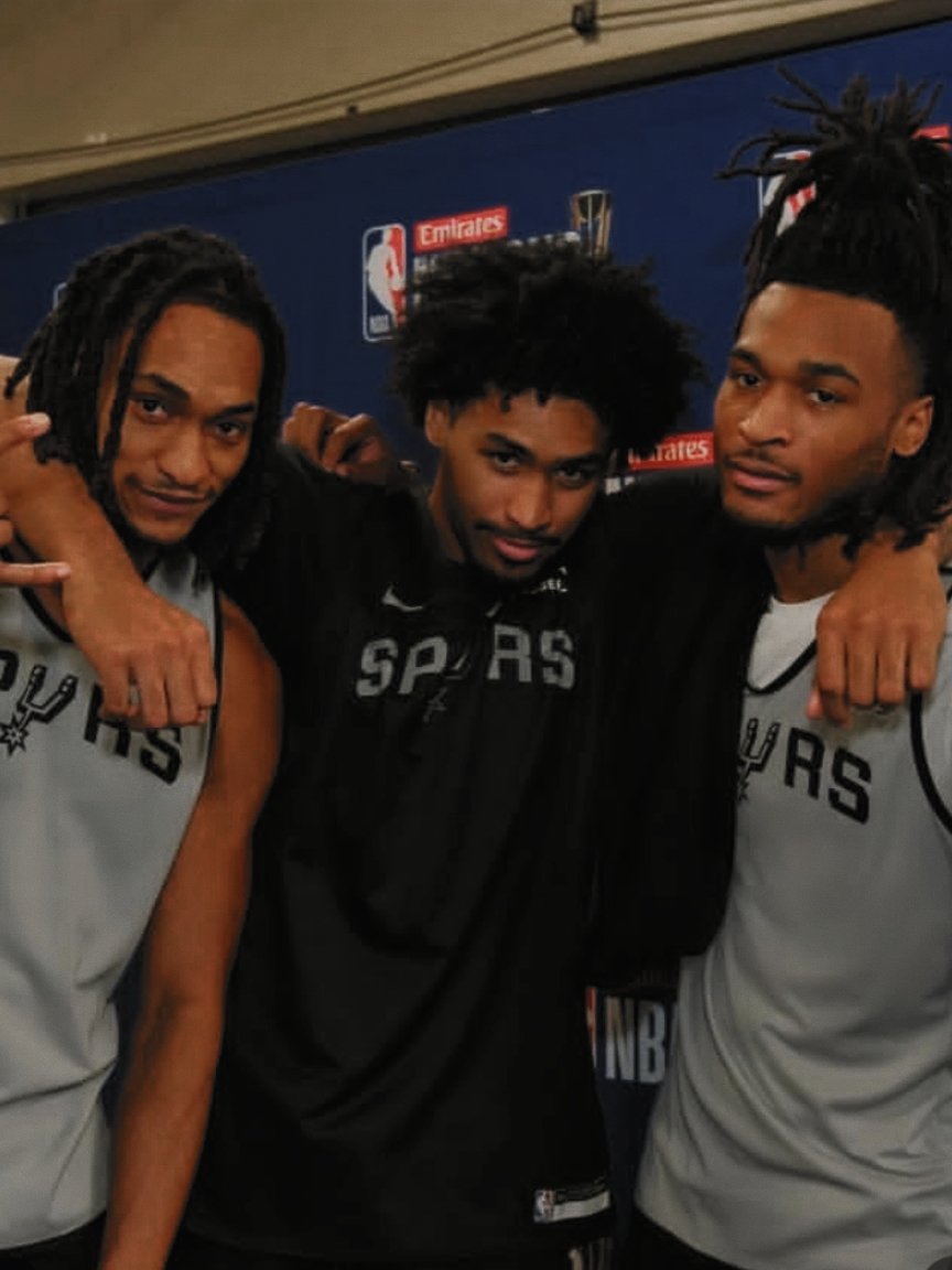 SixZamier's tweet image. Its no longer "we gotta play okc 3 more times" its "okc gotta see us 3 more times"