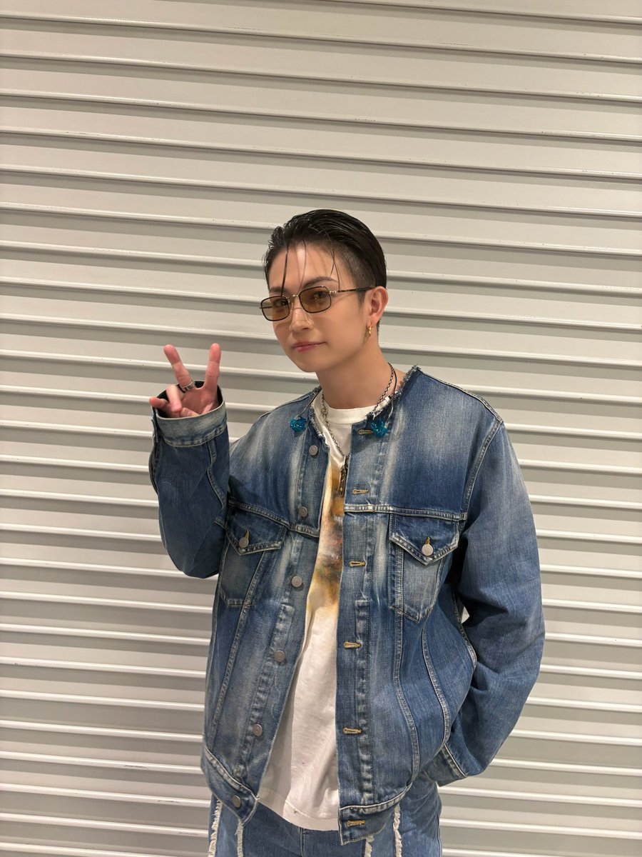 本日12月24日は #綱啓永 記念すべき27歳の誕生日です✨ 皆さまに色々な