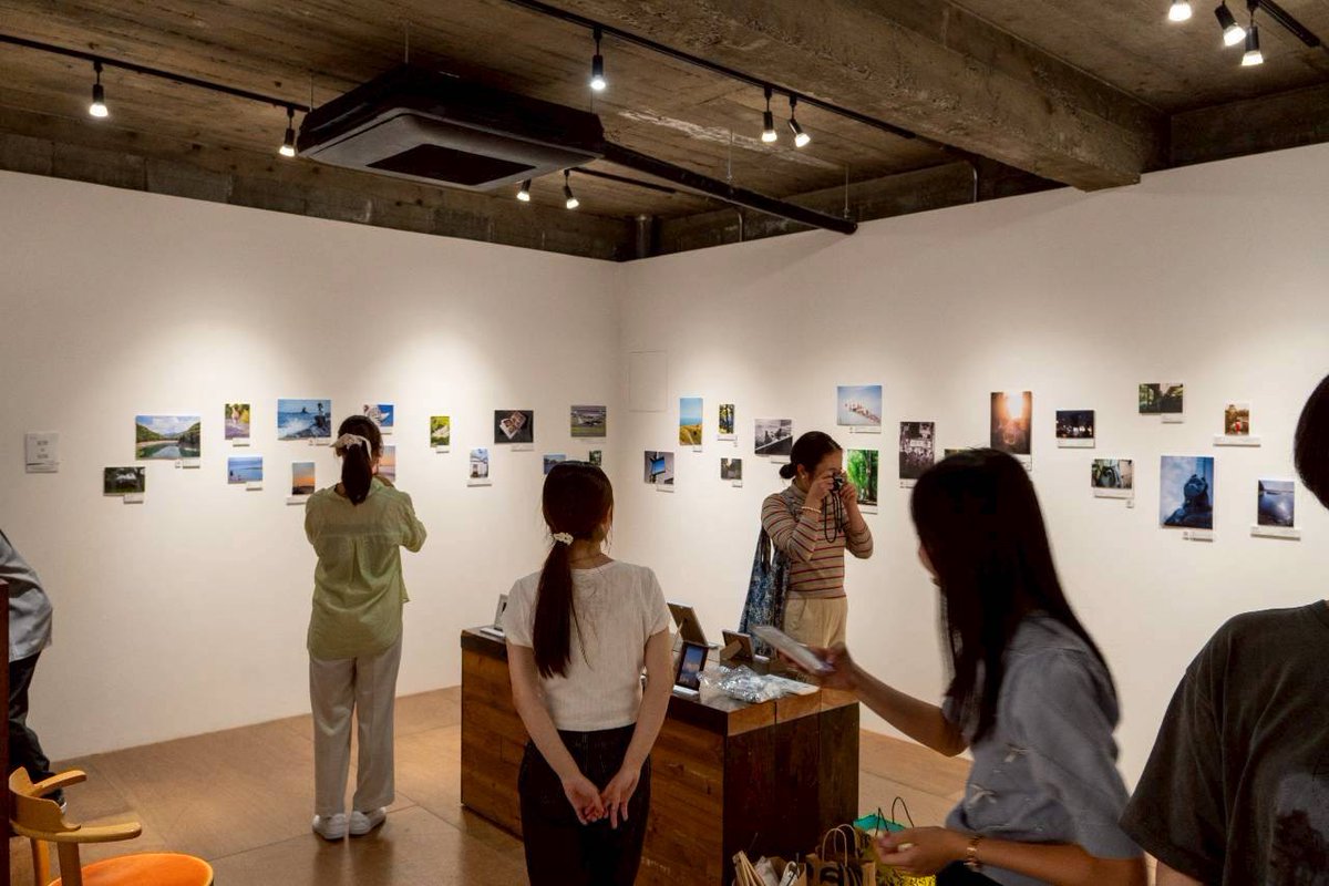 cpplusjp's tweet photo. #CPプラス2026
学生サークル作品展示 参加団体紹介🏫

✧サークル名✧
上智大学 写真部(@SophiaSPC)
【小間番号：C-18】

上智大学写真部では、約90名の部員が撮影会や合宿を通して、写真の楽しさと思い出を共有しています！一眼やフィルム、スマホで撮影された個性溢れる作品をお楽しみください。 https://t.co/KXElHxWqxf