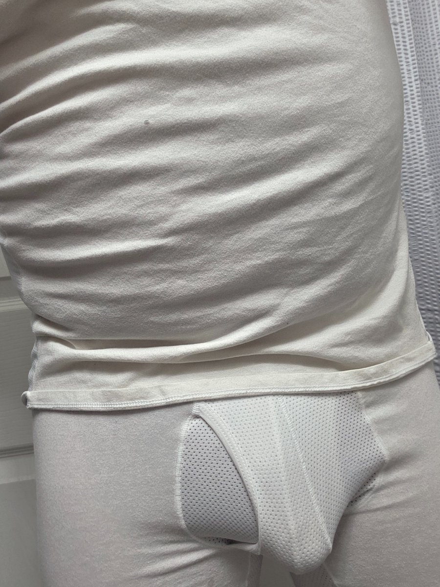 Leonard11939031's tweet photo. Wearing G and out shopping at the mall
Had 2 amazing under the stall play https://t.co/ZMQcrz2NIH