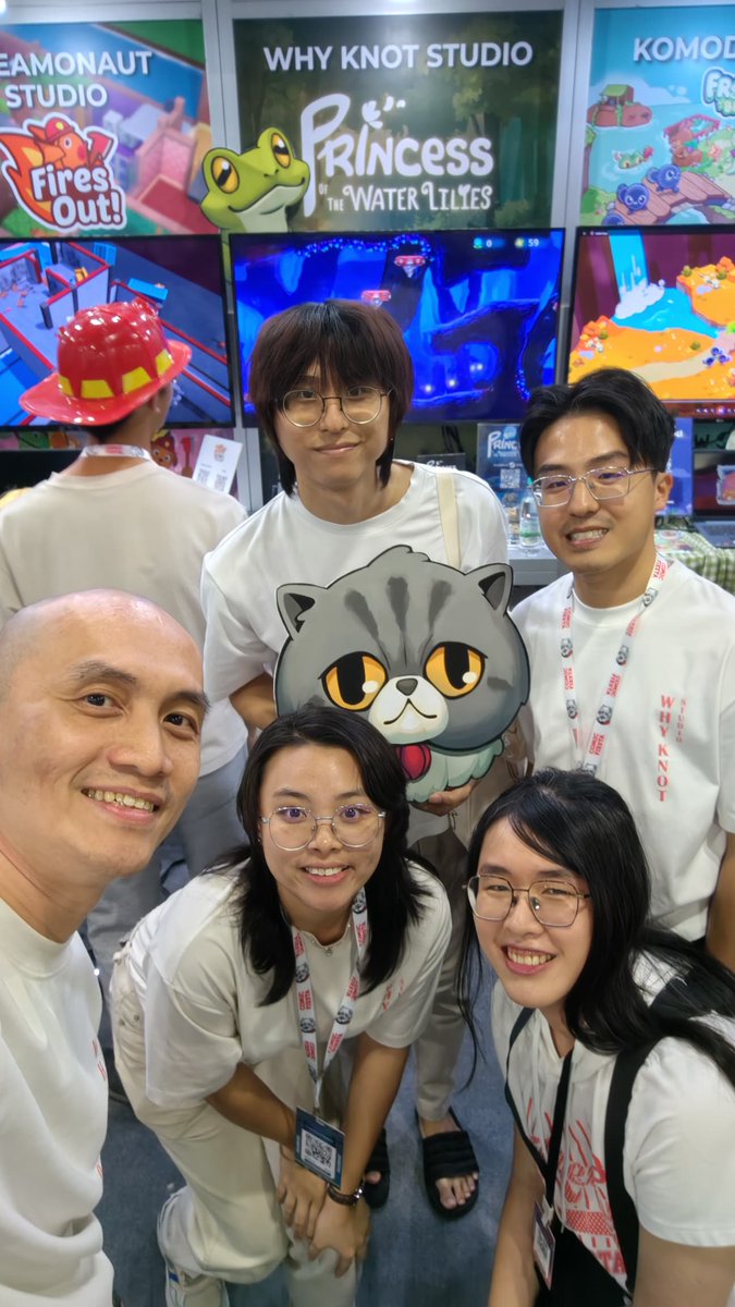 WhyKnotStudio tweet media